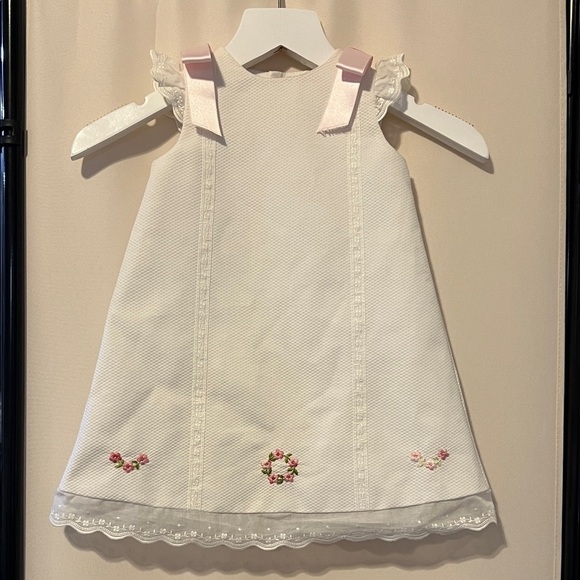 Luli & Me Other - Luli & Me Timeless A Line white pique dress w/pink embroidery and bows size 6M